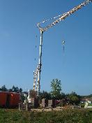 Einsatz eines hochmodernen Baukrans